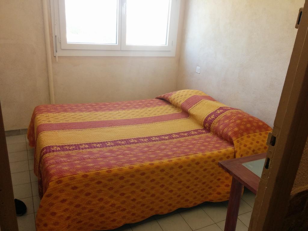 אלברון Hotel Restaurant L'Agachon חדר תמונה